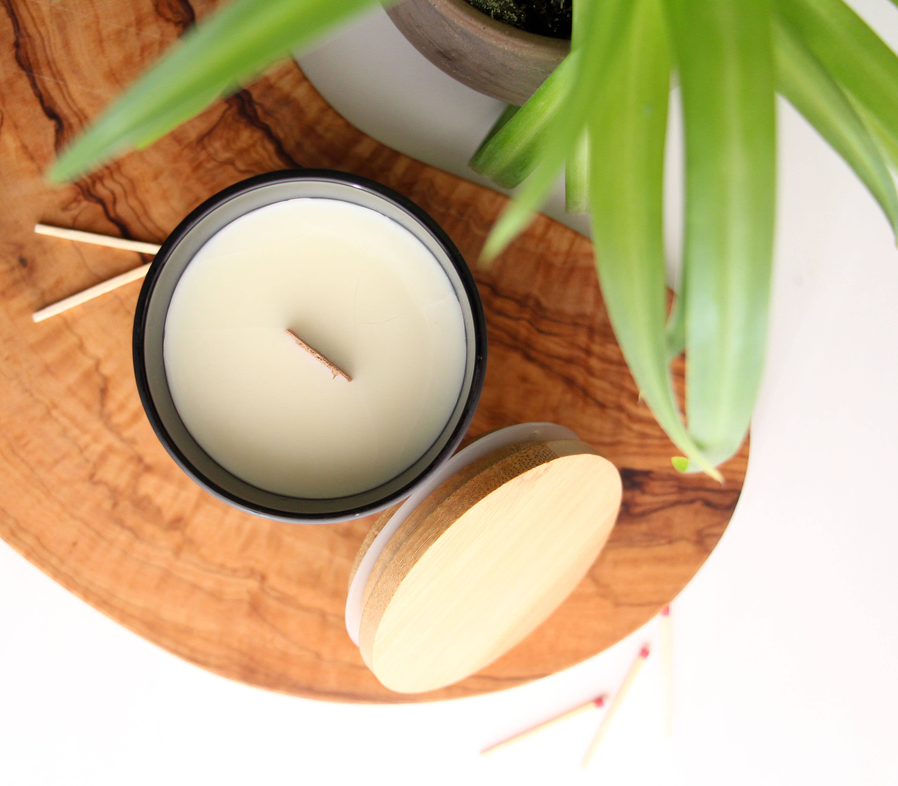 8 oz Matte Black Candle | Best Sellers: Saffron + Tobacco / Cotton Wick