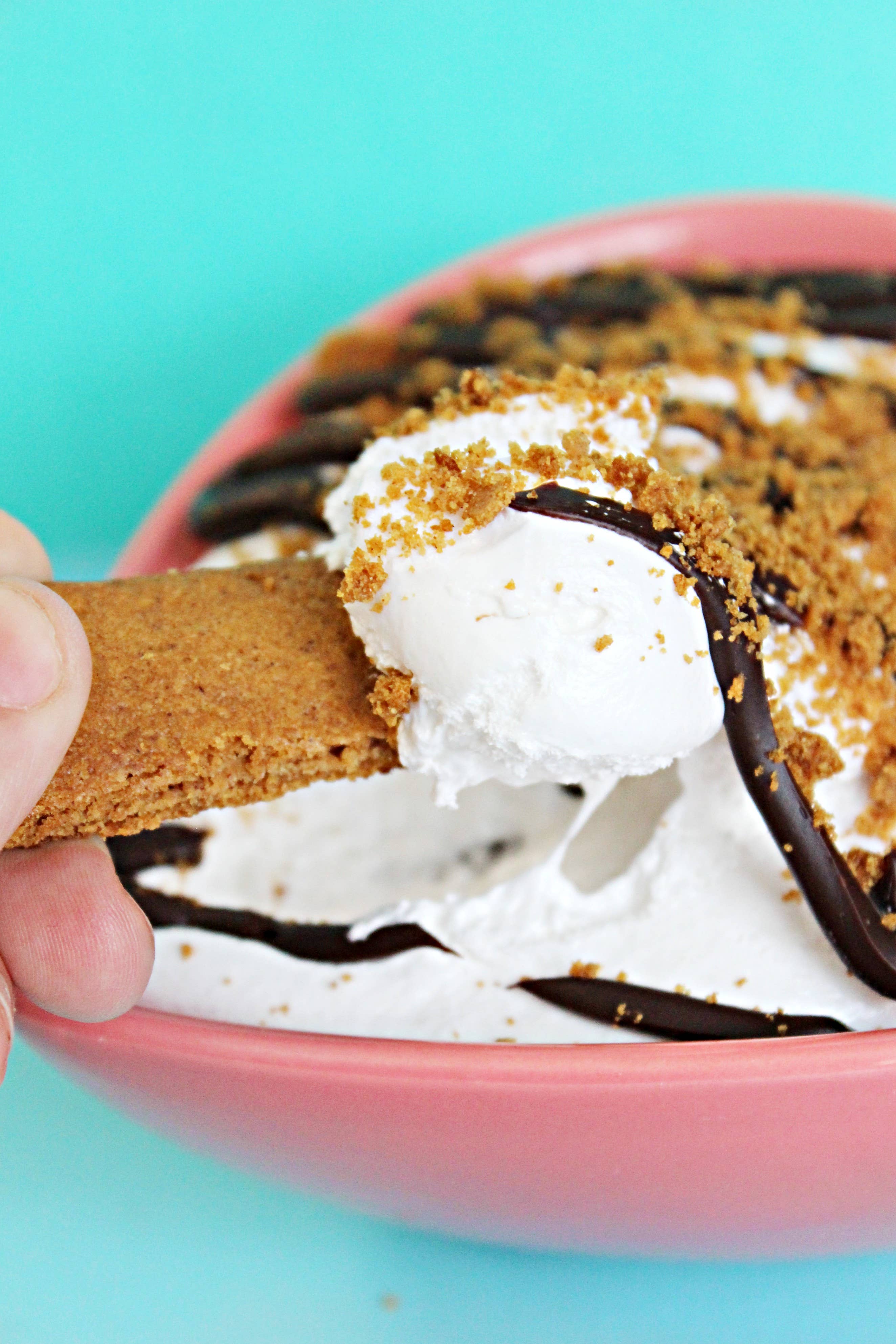 Gimme S’More Ooey Marshmallow Goodness Creme Spread