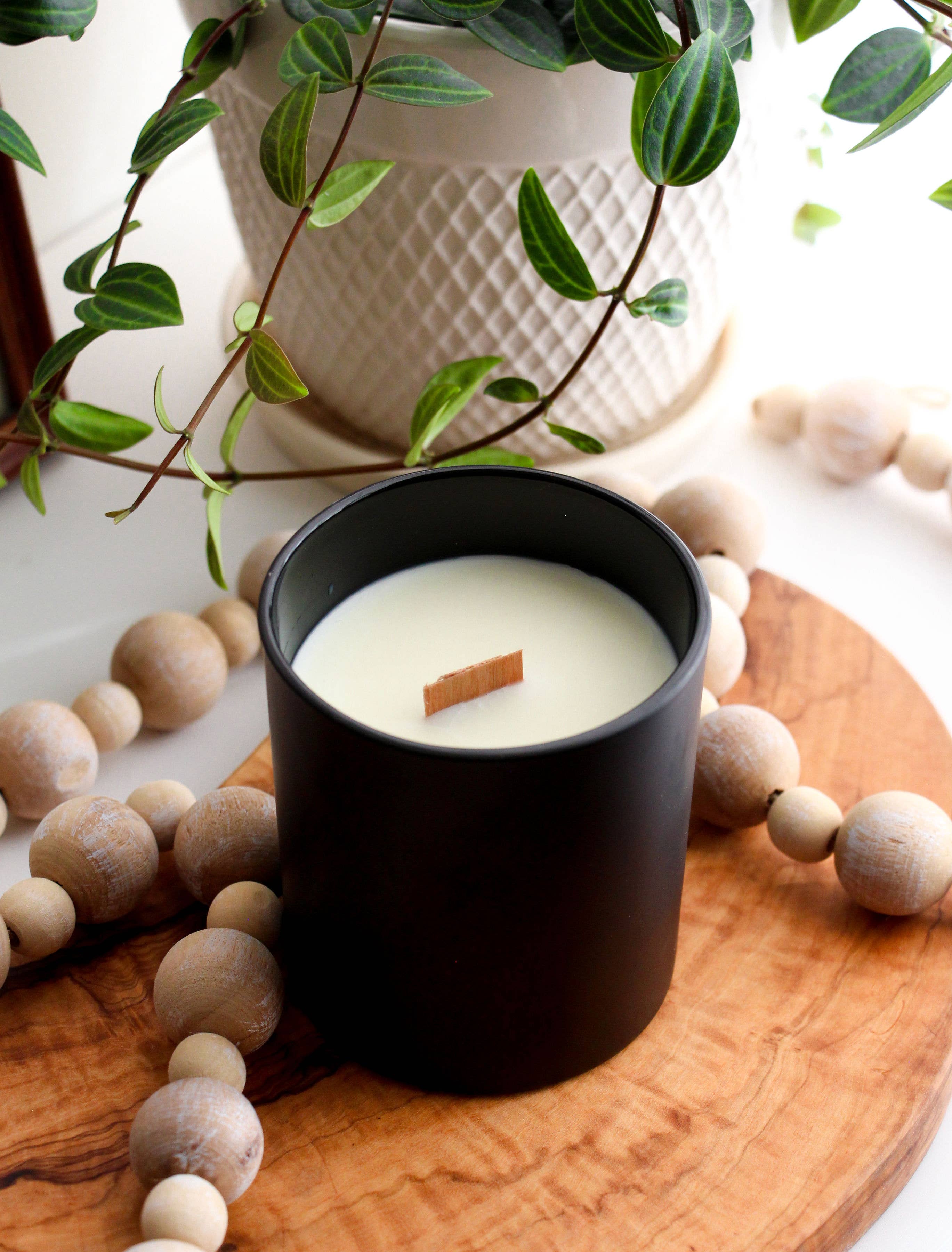 8 oz Matte Black Candle | Best Sellers: Baccarat Rouge 540 / Cotton Wick